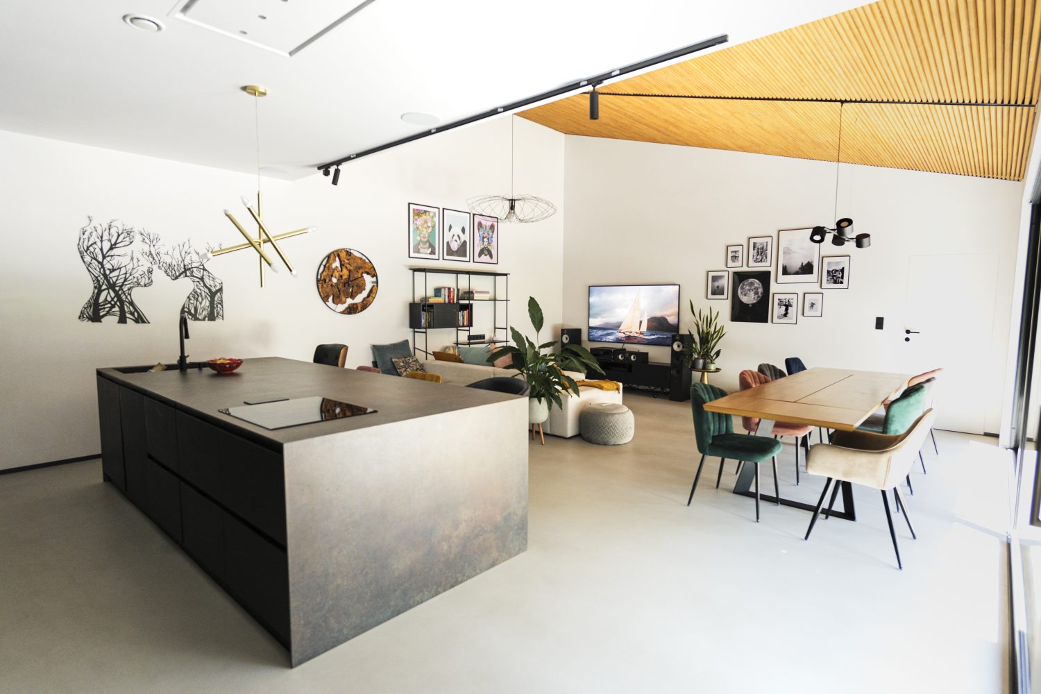 Jak zaplanować strefę dzienną w domu premium